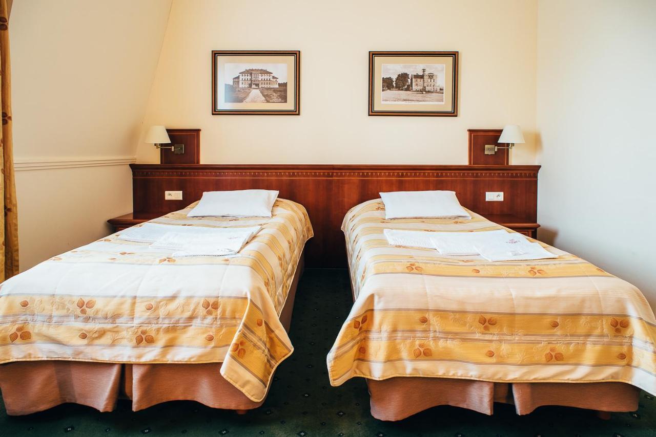 Hotel Sv. Ludmila Skalica Bagian luar foto